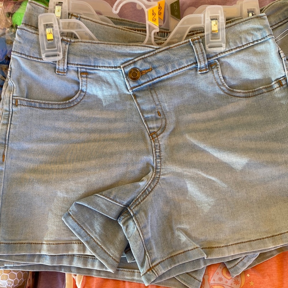 NWT girls shorts denim pull on